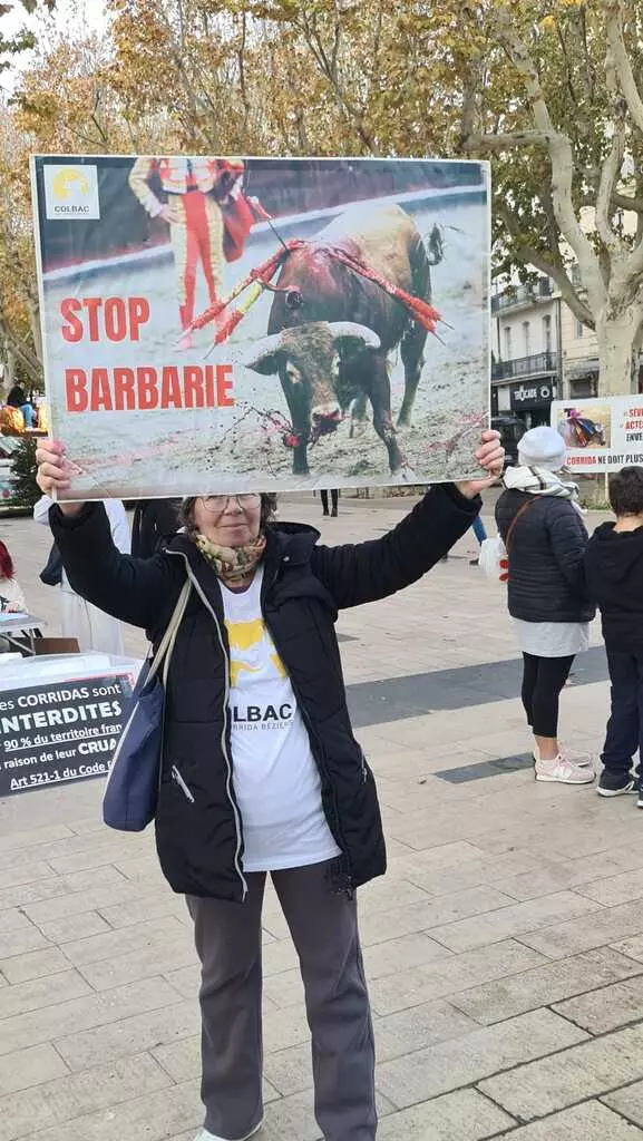 20231209_manifestation_droits_animaux_réduites_site (15)