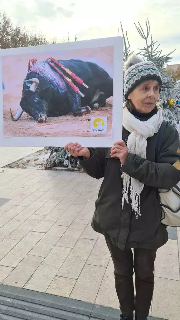 20231209_manifestation_droits_animaux_réduites_site (19)