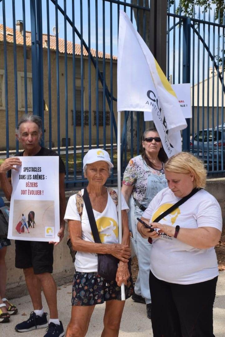 20240817_Colbac_la_manif_au_parc (30)