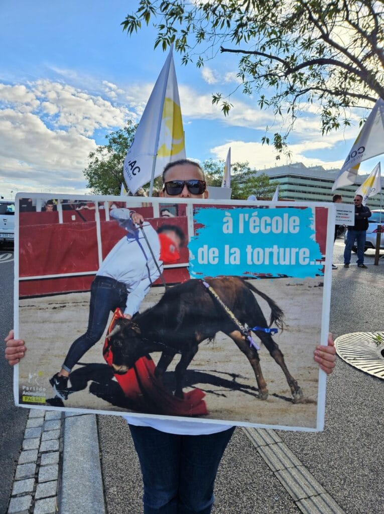 20241019_journée_taurine_manif_contre_les_ecoles_taurines (12)