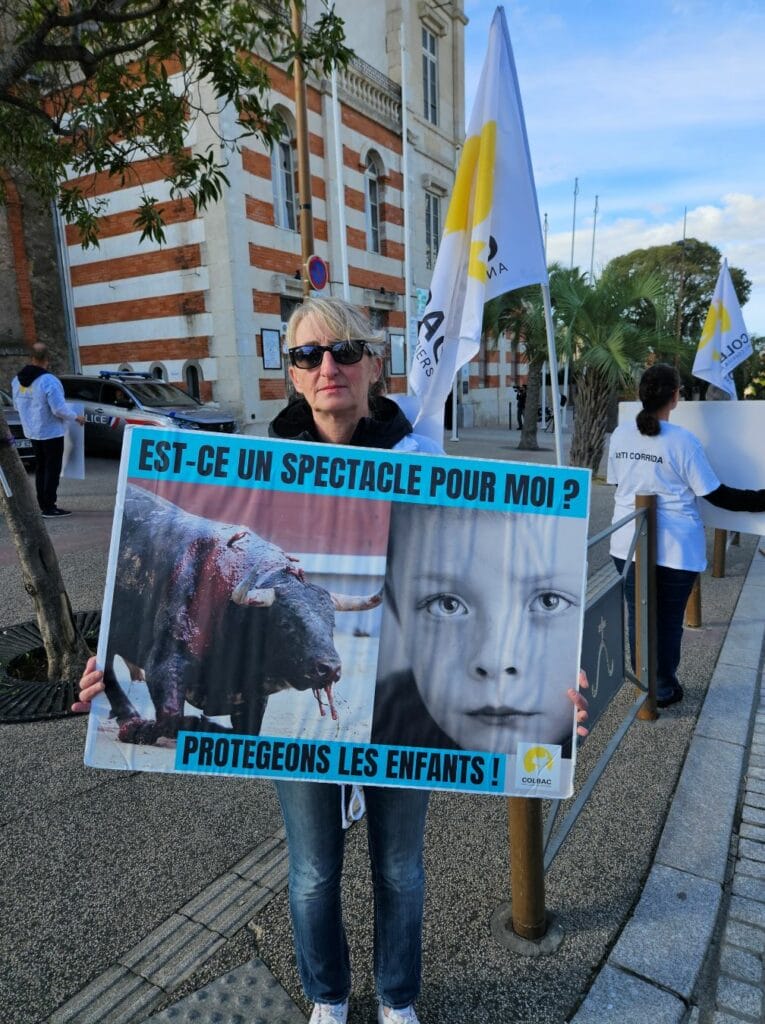 20241019_journée_taurine_manif_contre_les_ecoles_taurines (13)