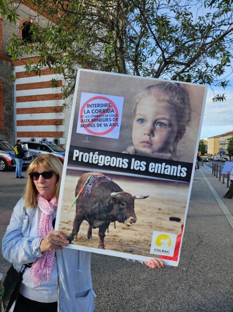 20241019_journée_taurine_manif_contre_les_ecoles_taurines (15)