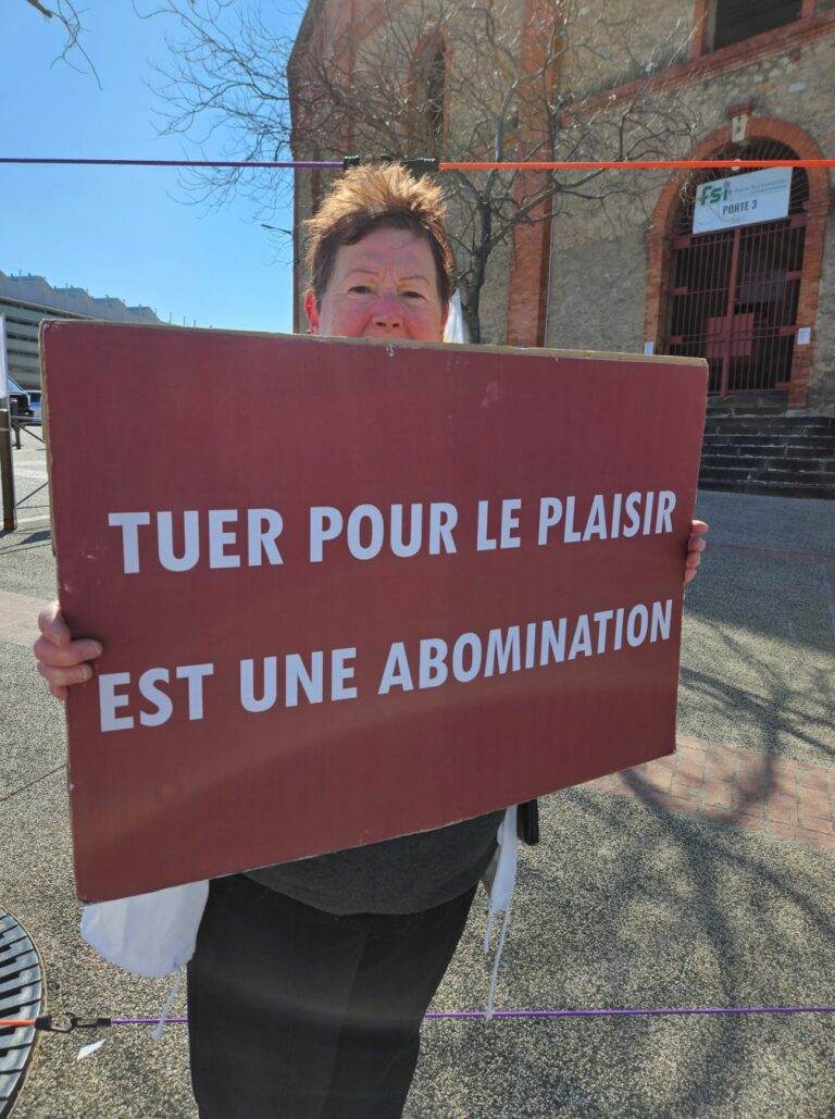 20250315_manifestation contre les entrainements_Parejo_Dans l'intimité d'un torero (1)