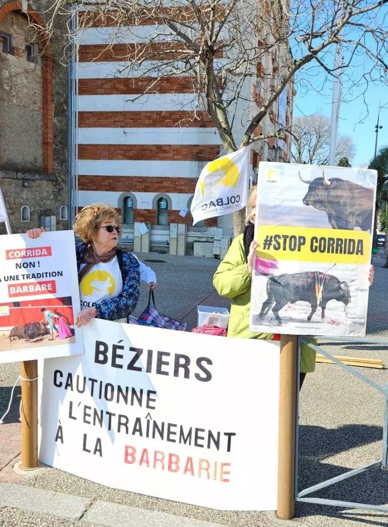 20250315_manifestation contre les entrainements_Parejo_Dans l'intimité d'un torero (5)