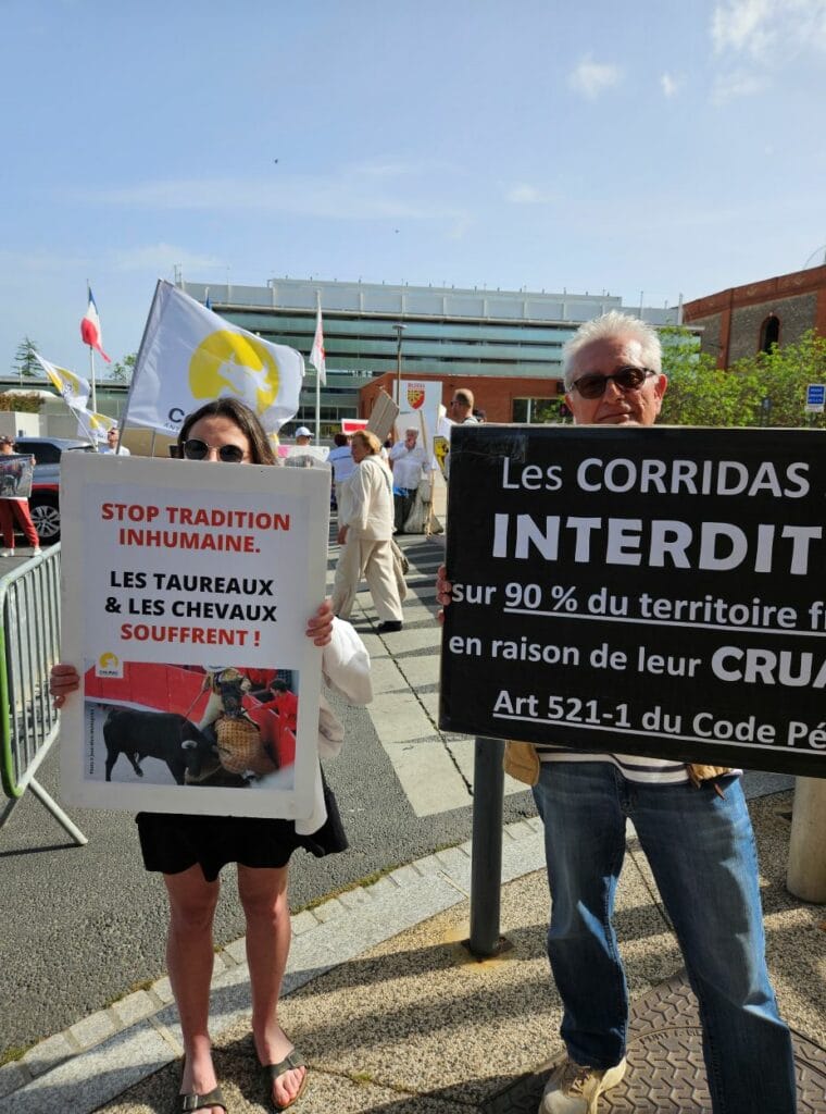 20250503_feria off_manifestation (13)