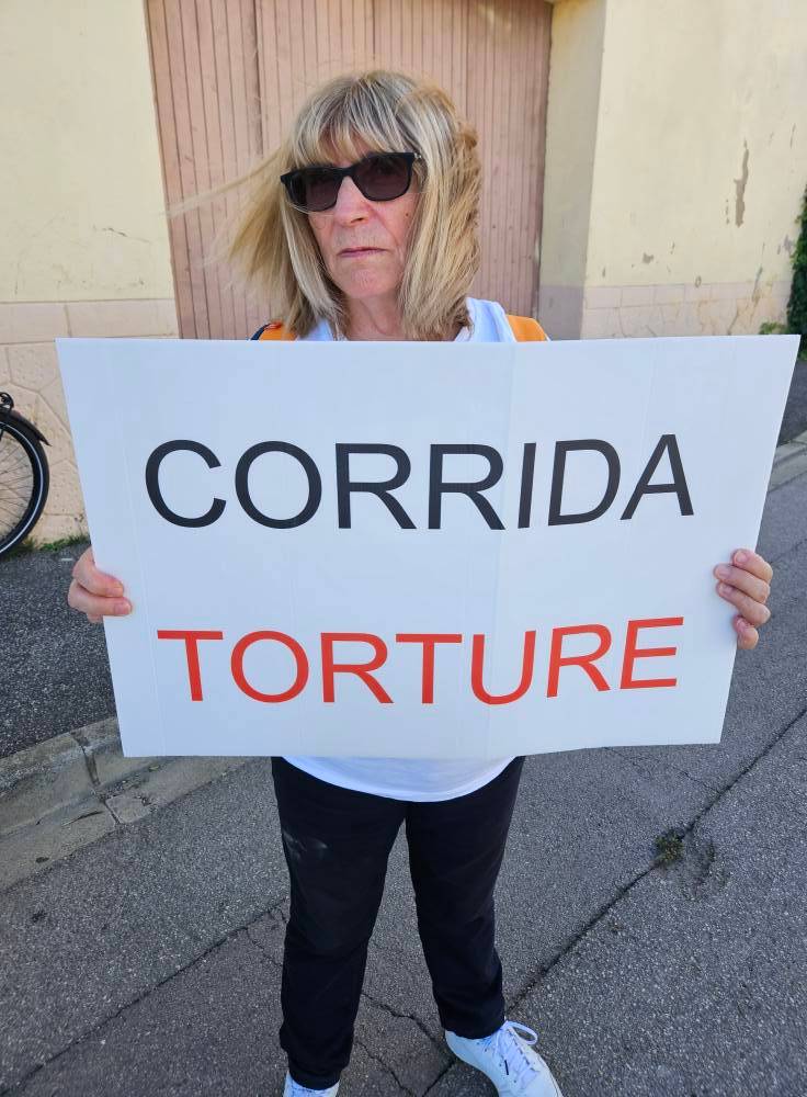 20250830_manif_boujan_corrida_goyesque (18)