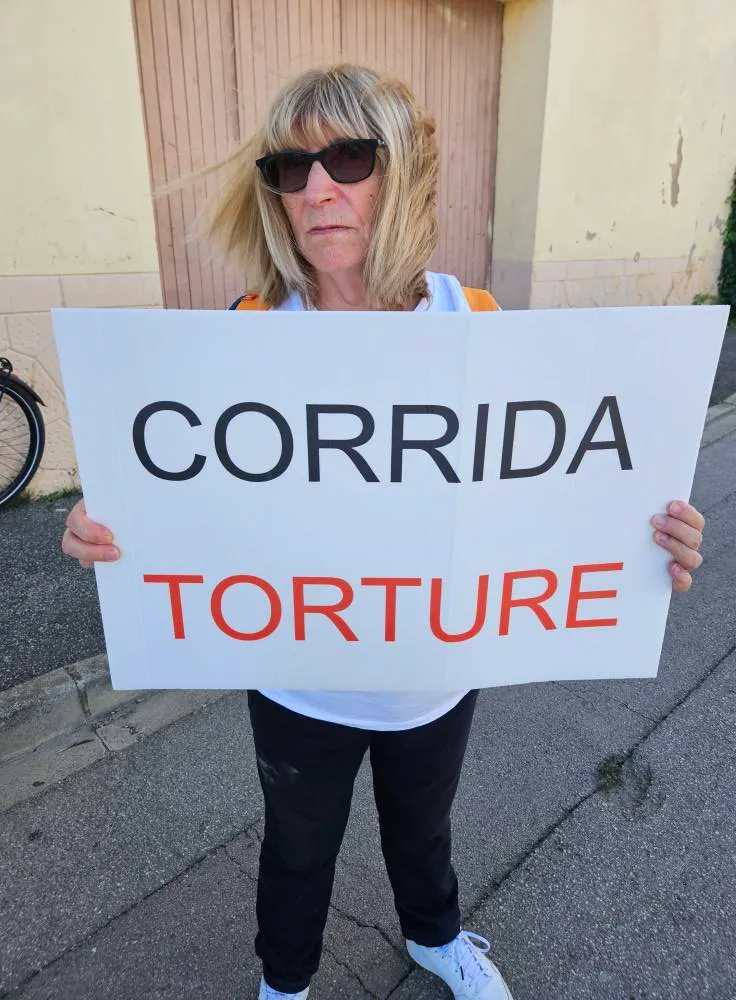 20250830_manif_boujan_corrida_goyesque (18)