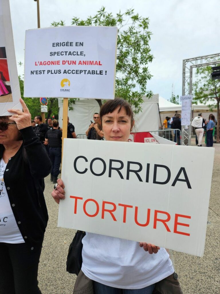 Feria OFF manif 2 9 mai 2026 (13)