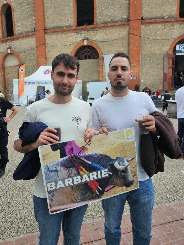 Feria_OFF_manif1_8 mai 2026 (10)