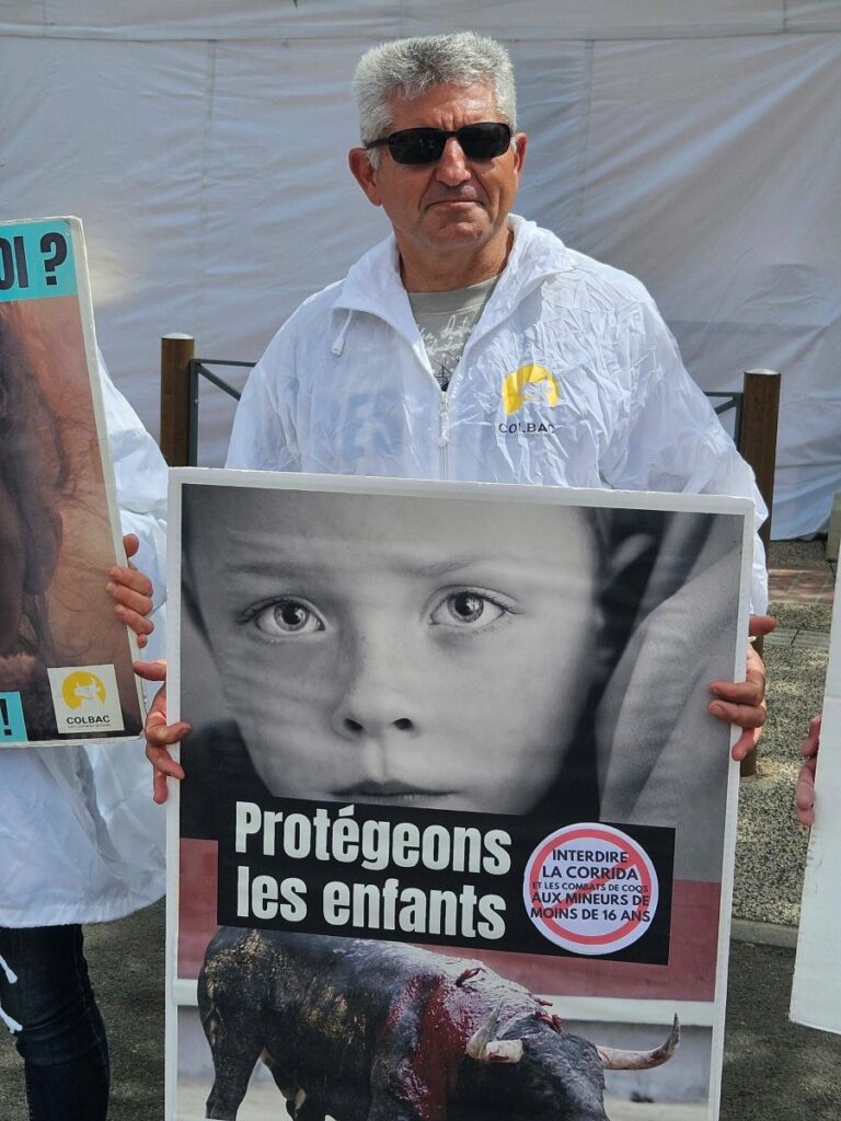 Feria_OFF_manif1_8 mai 2026 (9)